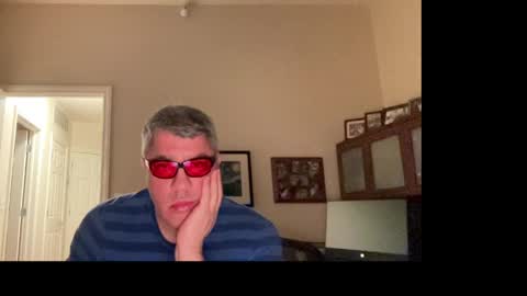 Snapshot of showmet chatting on March 29, 2026, 4:45 am Chicago Guy online show from March 29, 2026, 4:45 am