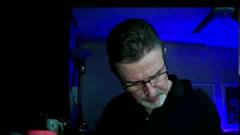 shrewtamer online show from January 17, 2025, 3:23 am