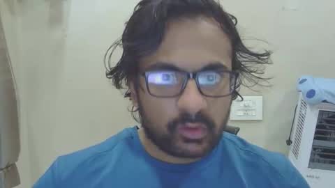 shubhamkhandelwal123 online show from April 5, 2026, 12:24 pm