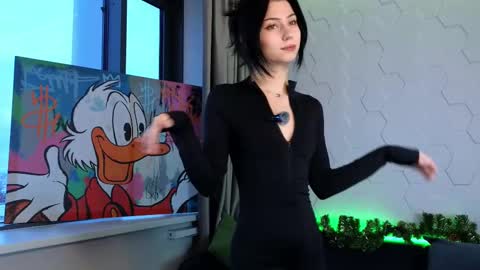 shungglebun online show from January 10, 2025, 4:54 am