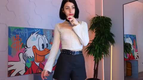 shungglebun online show from February 22, 2025, 3:23 am