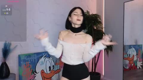 shungglebun online show from March 7, 2025, 6:46 am