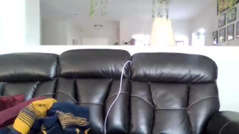 Snapshot of shwmeyours chatting on October 25, 2025, 6:57 pm shwmeyours online show from October 25, 2025, 6:57 pm