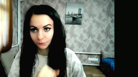 shy_cat_candy online show from September 22, 2025, 2:52 pm