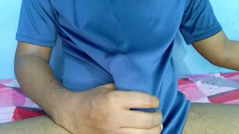 Snapshot of shy_eyes_ chatting on December 25, 2024, 2:46 am shyeyes online show from December 25, 2024, 2:46 am