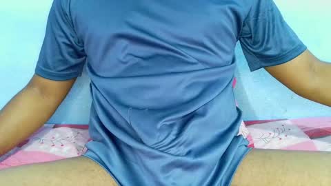 Snapshot of shy_eyes_ chatting on January 31, 2025, 3:44 pm shyeyes online show from January 31, 2025, 3:44 pm