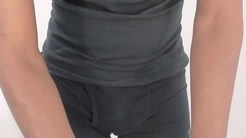 Snapshot of shy_little chatting on November 1, 2025, 5:48 pm shy little online show from November 1, 2025, 5:48 pm