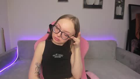 Melissa online show from February 13, 2025, 9:27 pm