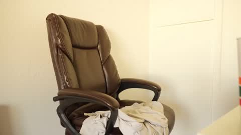 Snapshot of shybabyangel777 chatting on September 16, 2025, 4:52 pm bella online show from September 16, 2025, 4:52 pm