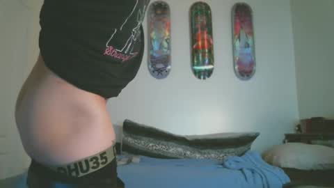 shyboyhugecum2020 online show from September 27, 2025, 3:55 am