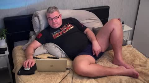 shyboymat69 online show from October 29, 2025, 5:25 pm