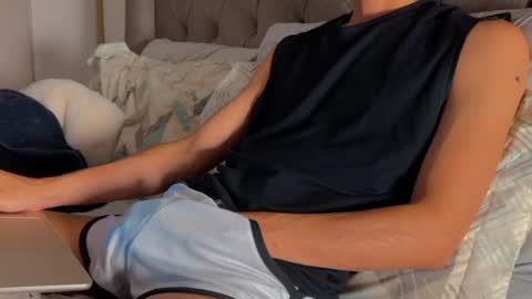 shydude666 online show from March 11, 2025, 9:04 pm