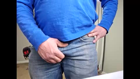 shyguycurious5 online show from January 14, 2026, 5:40 pm