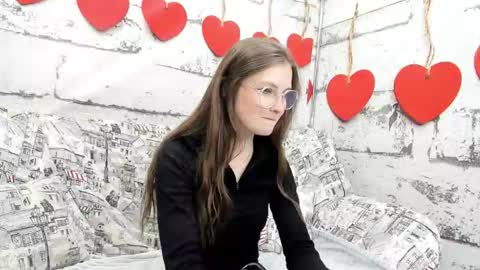 Snapshot of shyly_lisa chatting on September 28, 2025, 1:22 am shyly_lisa online show from September 28, 2025, 1:22 am