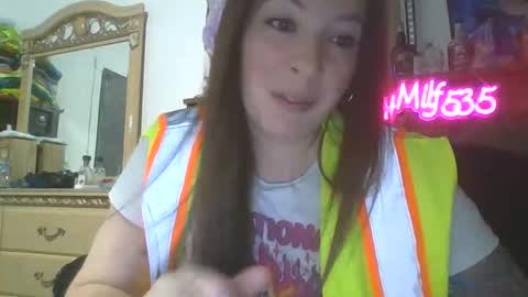 Snapshot of shymilf535 chatting on February 1, 2026, 3:16 am RBXs Princess online show from February 1, 2026, 3:16 am