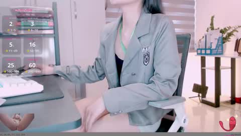 shyn_22 online show from October 24, 2025, 6:43 am