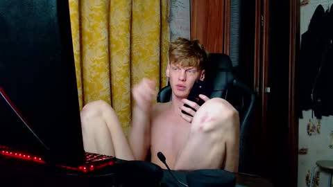 Snapshot of shyredstar chatting on January 15, 2026, 3:27 pm Tom and Betty online show from January 15, 2026, 3:27 pm