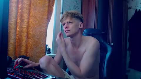 Snapshot of shyredstar chatting on March 2, 2026, 6:47 am Tom and Betty online show from March 2, 2026, 6:47 am