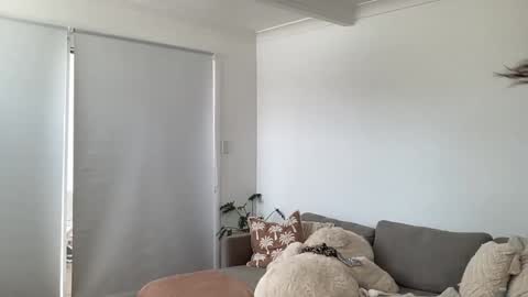 Sasha online show from September 25, 2025, 3:43 am