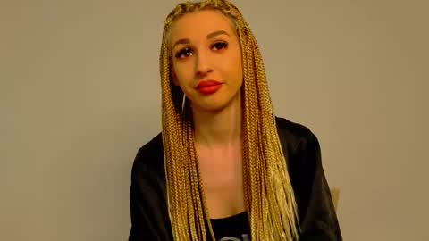 Anastasia online show from December 23, 2025, 6:33 am