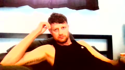 sidepeace9 online show from April 5, 2026, 11:57 pm