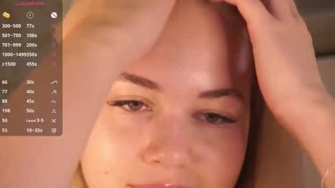 Elizabeth online show from November 1, 2025, 11:45 am