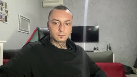 sidvicious23cm online show from January 17, 2026, 7:39 pm