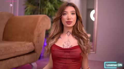 Sienna online show from January 8, 2026, 7:16 pm