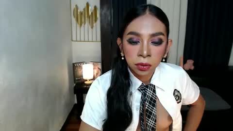 sierramadre019 online show from December 5, 2025, 1:09 pm