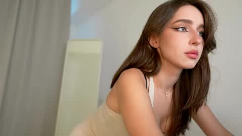 Snapshot of silent_chill chatting on February 21, 2025, 11:44 am Chilli online show from February 21, 2025, 11:44 am