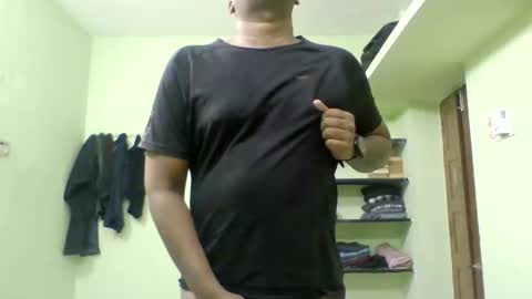 Snapshot of silent_flame chatting on January 6, 2026, 3:05 pm silent_flame online show from January 6, 2026, 3:05 pm