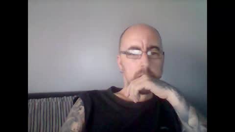 Silent V online show from October 16, 2025, 8:26 am