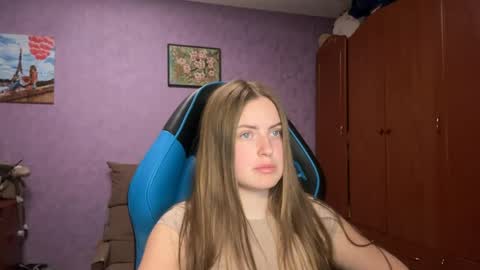 Erica online show from May 15, 2026, 5:53 pm