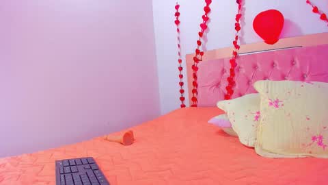 Snapshot of silvana_wenz chatting on March 5, 2025, 6:23 pm Silvana online show from March 5, 2025, 6:23 pm