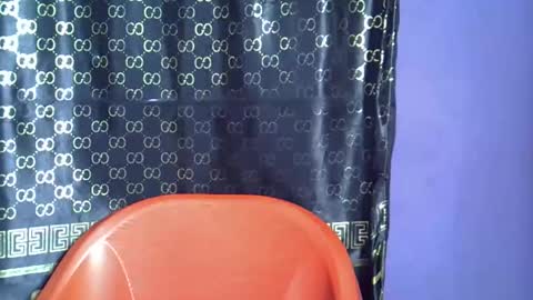 silver baby06 online show from November 8, 2025, 7:12 pm