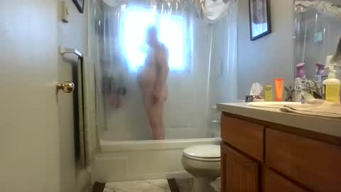 silverdragon70 online show from December 15, 2025, 10:03 pm