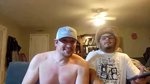 Snapshot of silverfox706 chatting on March 2, 2025, 3:34 am Jay Silverfox706 online show from March 2, 2025, 3:34 am