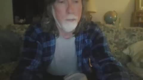 silverfunfox online show from March 14, 2026, 3:34 am