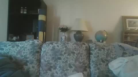 silverfunfox online show from April 9, 2026, 1:49 pm