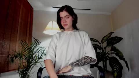 silverhase1 online show from November 22, 2025, 1:04 am