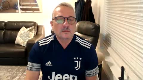 Snapshot of silveroli187 chatting on September 23, 2025, 4:21 pm silveroli187 online show from September 23, 2025, 4:21 pm