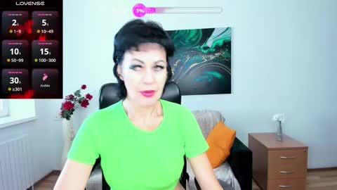 Silvia Wallec online show from September 28, 2025, 5:57 am