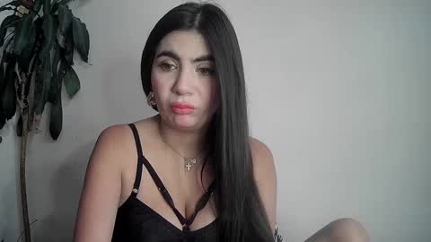 Snapshot of silviecollins chatting on January 31, 2025, 11:24 pm Silvie online show from January 31, 2025, 11:24 pm