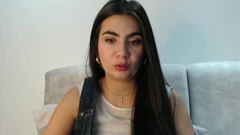 Snapshot of silviecollins chatting on September 20, 2025, 12:22 am Silvie online show from September 20, 2025, 12:22 am