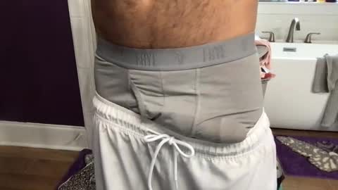 Snapshot of simi136 chatting on November 18, 2025, 8:24 pm simi136 online show from November 18, 2025, 8:24 pm