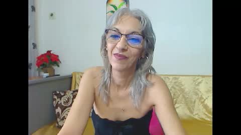 siminafoxx4u online show from March 17, 2026, 7:23 am