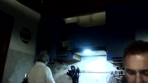 Snapshot of simodav chatting on February 11, 2026, 6:24 pm simodav online show from February 11, 2026, 6:24 pm