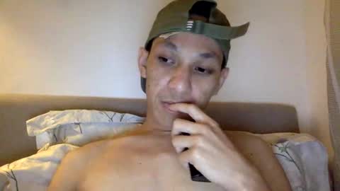 Snapshot of simon50012 chatting on February 1, 2026, 12:59 pm TwinkSimon online show from February 1, 2026, 12:59 pm