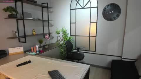 simon_durand online show from February 24, 2026, 4:10 am