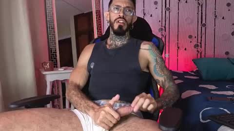 Snapshot of simon_rz chatting on January 14, 2026, 12:22 pm Simon online show from January 14, 2026, 12:22 pm